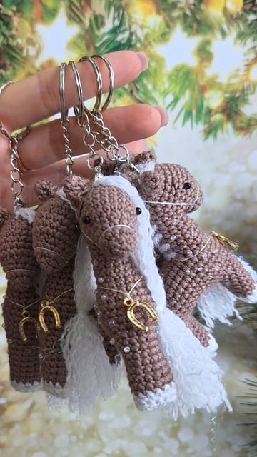 Новогодние лошадки смотреть онлайн