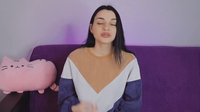 Стоит ли заводит попугая? смотреть онлайн