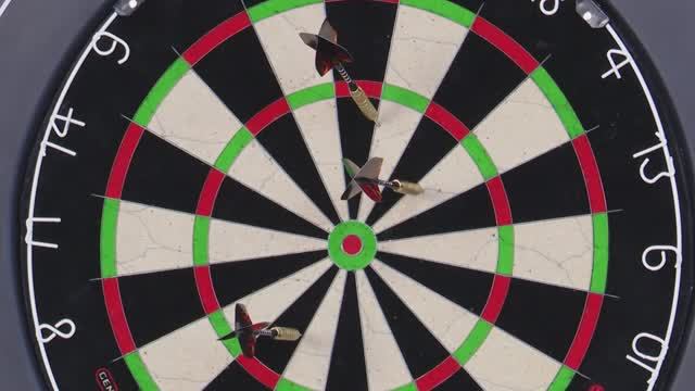 Чемпионат по дартсу смотреть онлайн