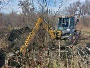 Копаем пруд под рыбу!