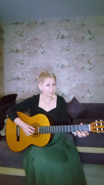 Я словно бабочка к огню