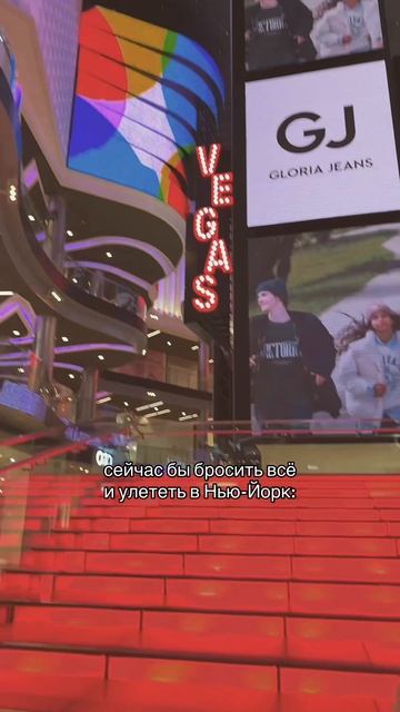 Кто со мной?) смотреть онлайн