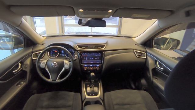 NISSAN X-TRAIL смотреть онлайн