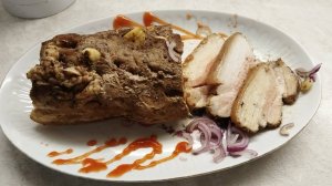 Рецепт свиной грудинки, запечённой в фольге в духовке