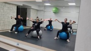 ФИТБОЛ_ГАНТЕЛИ_3_кг_Проработаем_все_тело