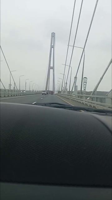 Мост на Русский остров.