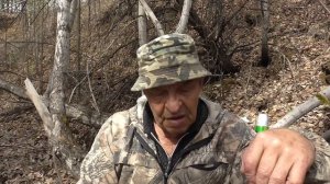 Два необычных способа быстро  сделать топорище в тайге