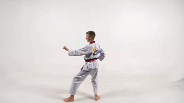4 кумсе. Для. Тхэквондо смотреть онлайн