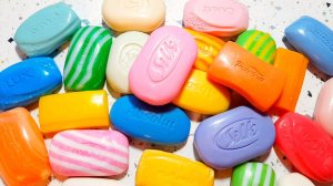 АСМР ШУРШАНИЕ. РАСКЛАДЫВАЮ КРАСОЧНОЕ МЫЛО. ШУРШУ УПАКОВКОЙ.