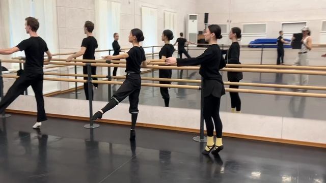 ФРАППЭ ЦЫГАНЕ-4! смотреть онлайн