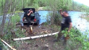 УТОПИЛИ НИВУ