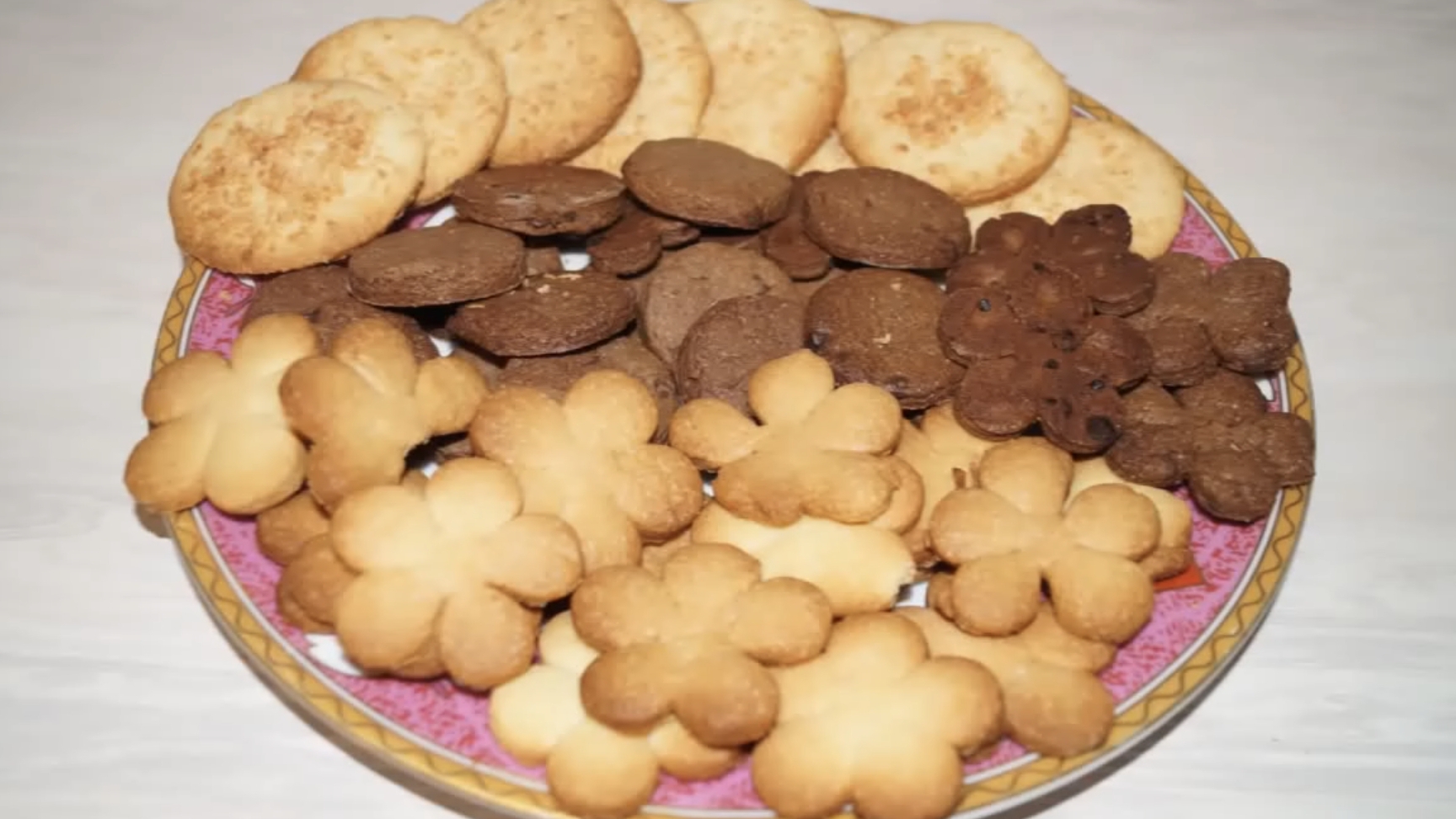 Печенье из песочного теста. Просто и вкусно 😋! смотреть онлайн