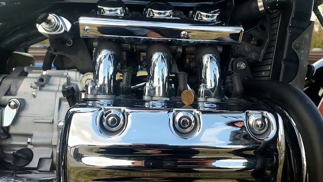 Внимание эксперимент! Десяти - рублевая монета и Honda Valkyrie 1500