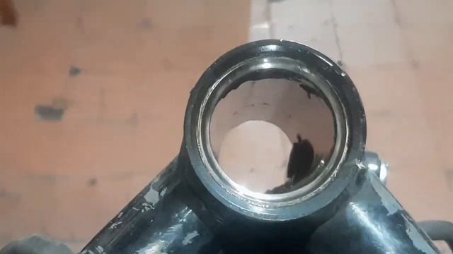 Замена подшипника рулевой колонки на Suzuki Intruder 1500. Часть 1. Разборка.