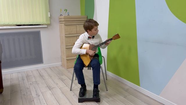 Смотр этюдов. Радыгин Лев (ДШИ №18, 5 класс, балалайка)