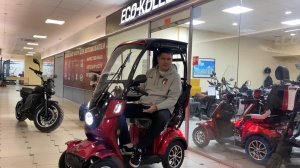 Обзор четырехколесного электроскутера с крышей (кабиной) для пожилых людей - Eco Koleso i7 LUX