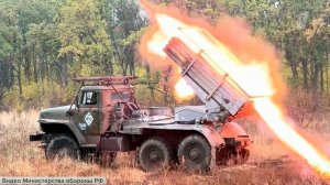 На передовой российские бойцы уверенно продвигаются, громя противника с земли и с воздуха