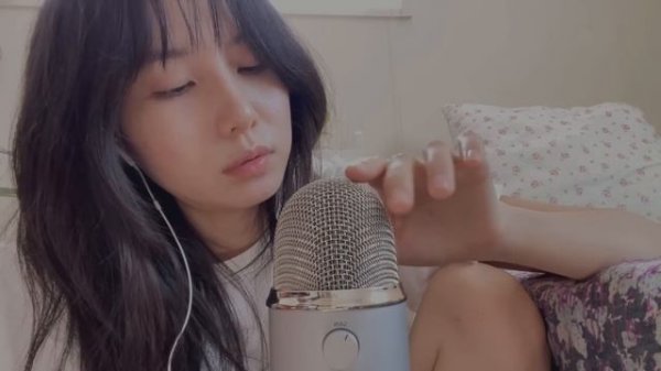 ASMR｜Шепот Тебе на Ушко и Звуки Рук. Hari