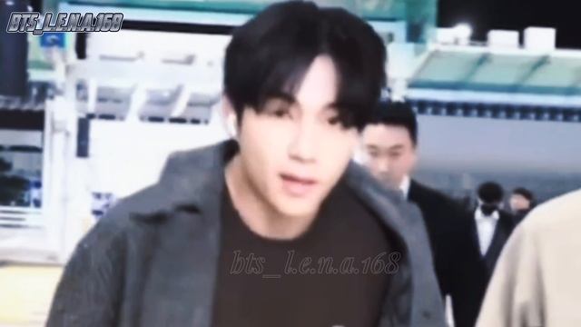 Плачь Голливуд, Тэхен летит😍😍😍по личному приглашению Анны Винтур смотреть онлайн