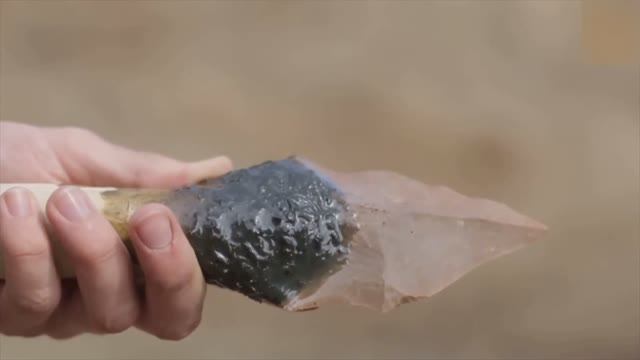 Тайны оружия неандертальцев. Древние люди. смотреть онлайн