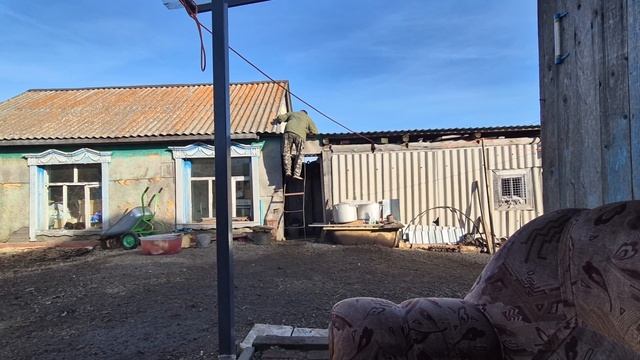 зарезаю головки сырные/ ставим кости/ мясное производство продолжается смотреть онлайн