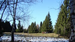 Между речек, между гор