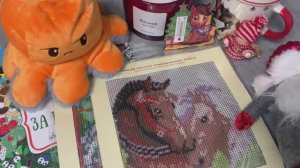 Хобби влог. Обзор алмазной мозаики и новогодних товаров из фикс прайс. Продолжаю красить в Хоббитеке