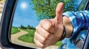 С днём автомобилиста. Музыкальная открытка поздравление.