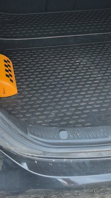 Как на осмотре быстро понять, что авто из под такси #Mercedes #w213 #taxi #такси #автоподбор #осмотр смотреть онлайн