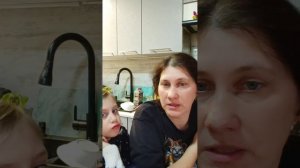 Вечерний эфир от 25.10.25 к нам приехала Леночка, Катя все ещё болеет. Лена вела эфир