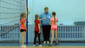 Детский волейбол.  Девочки. Тренировка. Эпизод. Тренер Кострова Наталья Михайловна