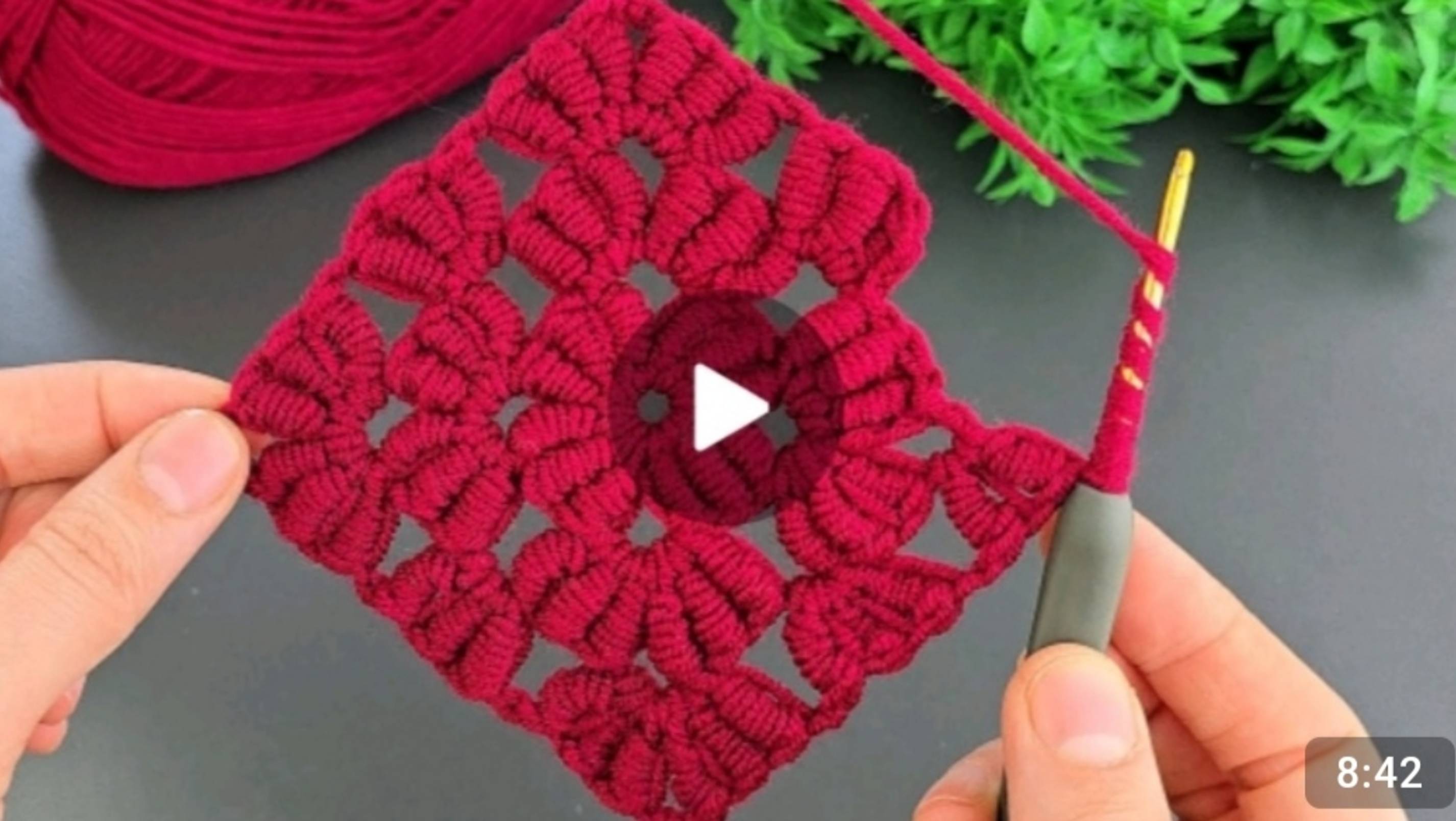 Квадратный мотив крючком #все_в_жизни_связано смотреть онлайн