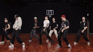 Jung Kook - 'Standing Next to You' Dance Practice Mirrored