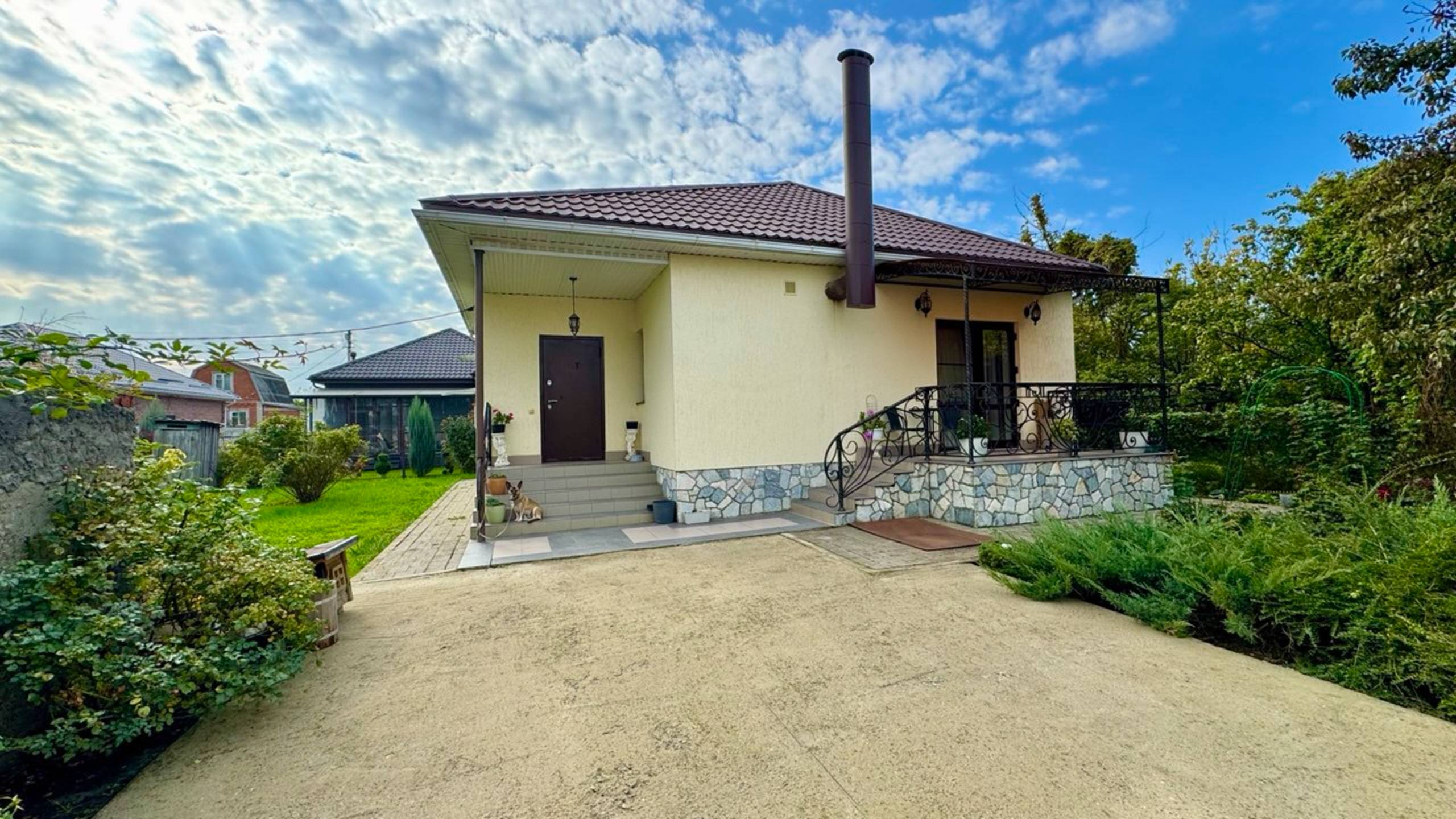 Дом на с террасой на 6 сотках под Краснодаром!