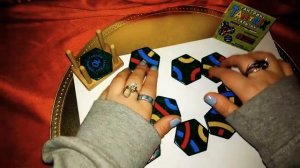 Очень расслабляющее АСМР шепот ОБЗОР ГОЛОВОЛОМКИ ТАНТРИКС болталка решаем головоломку