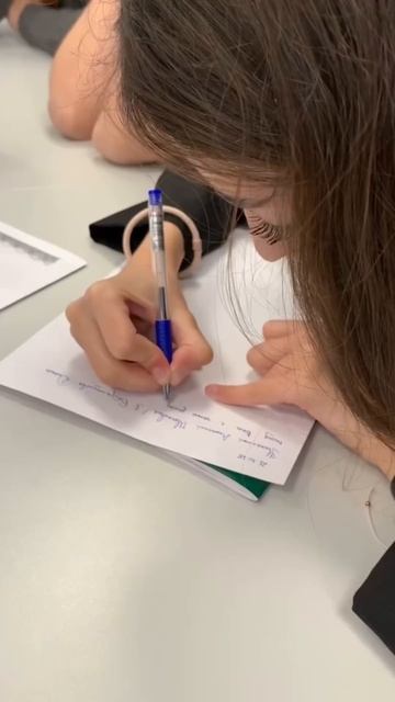 Один день из жизни таможенника смотреть онлайн