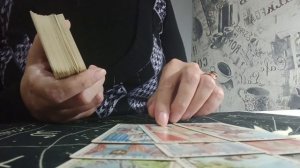 Его мысли, чувства, планы, действия в вашу сторону? Расклад Таро
