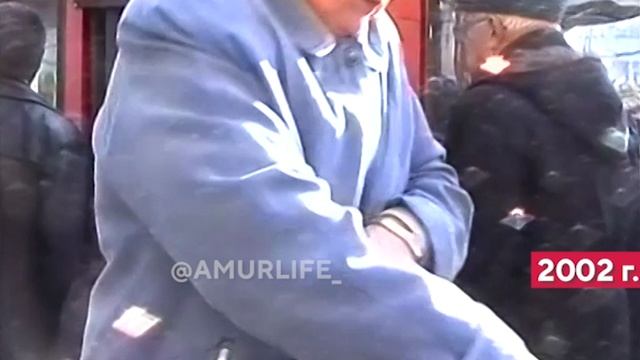 ЛиАЗы, корейские микрики и «рафики». Общественный транспорт Благовещенска в 2002 смотреть онлайн