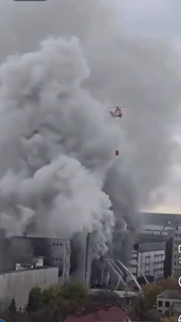 Киев сегодня после прилетов Горит важный завод