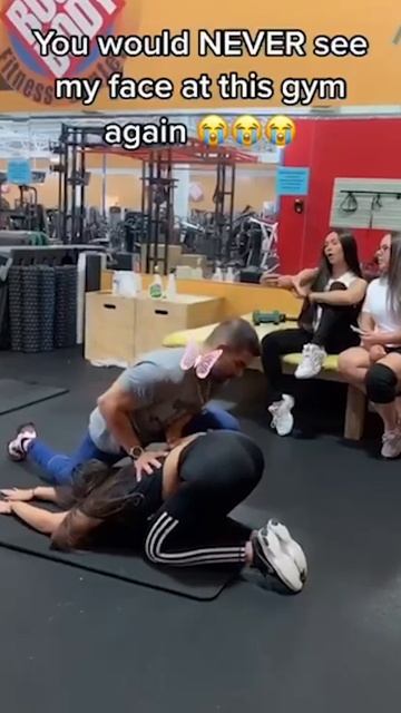 Женская непруха....#женщины #спорт #фитнес #бабы #невезение #зарядка #неудача #чернаяполоса #непруха смотреть онлайн