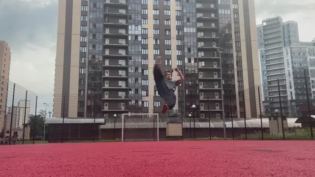 Трикинг_Стефановский Никанор смотреть онлайн