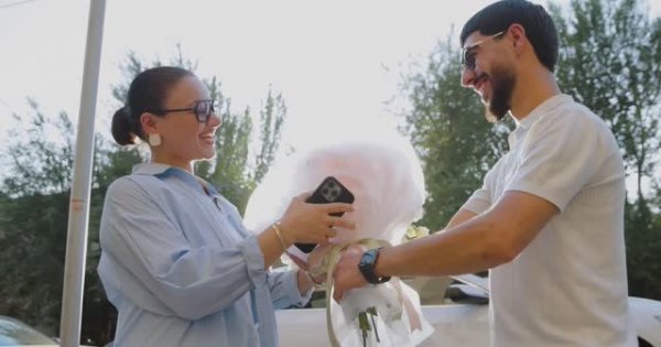 Karush & Gaya Harutyunyan - HAMBUYRD ARNEM