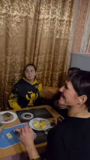 ДЕВУШКА В ПОЛОЖЕНИИ! ОБ ЭТОМ ХОЧЕТСЯ РАССКАЗАТЬ ВСЕМУ СВЕТУ! СЧАСТЬЮ МОНГОЛА НЕТ ПРЕДЕЛА!