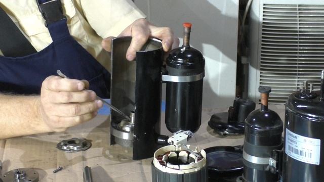 Как работает компрессор кондиционера #空调压缩机 #air conditioning compressor смотреть онлайн