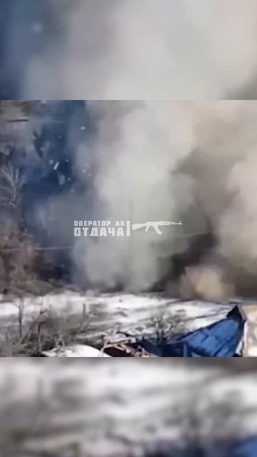 Российские морпехи в очередной раз эвакуировали подбитую технику Украинских военных. смотреть онлайн