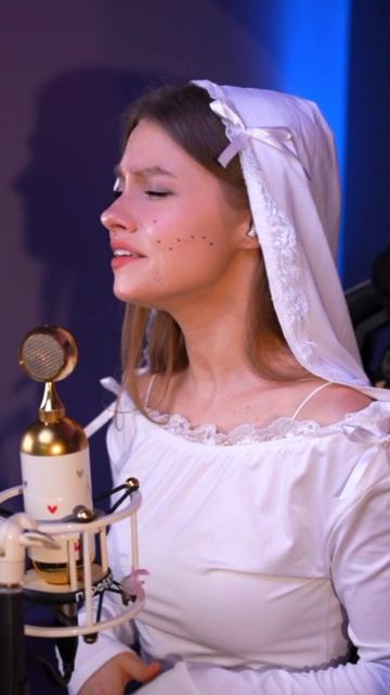 ПЕСНЯ РУСАЛОК (а капелла) из к/ф "Пираты Карибского Моря" поёт Саша Квашеная смотреть онлайн