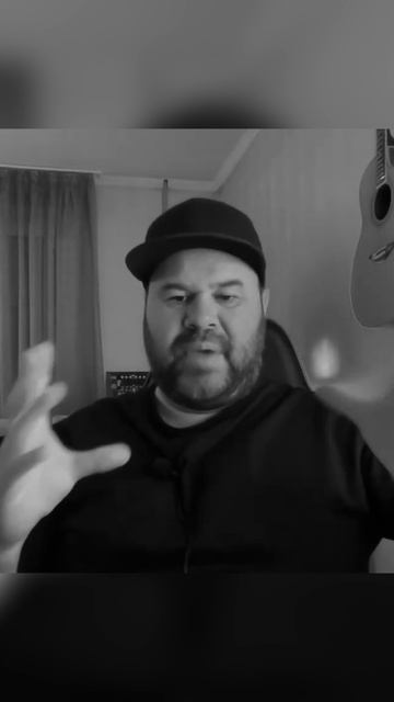 Про свой любимый басовый синтезатор и миди контроллер. Uno Synth Pro X & Linnstrument смотреть онлайн