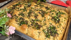 Фокачча с зеленым луком и чесноком. Невероятно воздушный хлеб в домашних условиях