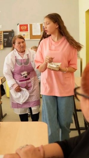 Стоит ли эта каша хотя бы 100 руб ? 
#pov #story #povstory #sofyakhomova #актрисасоня #детиблогеры