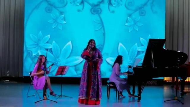 "Я деревенская" музыка В. Тёмного, слова П. Черняева